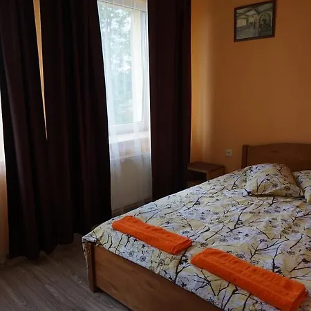 Vendégház Berzi