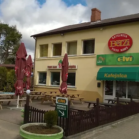 Berzi Guest house *